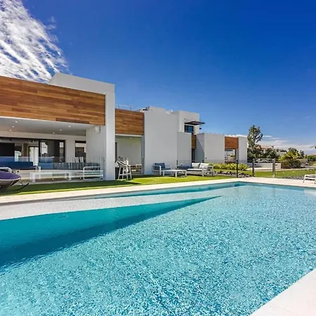 Karat Playa Paraiso Villa *